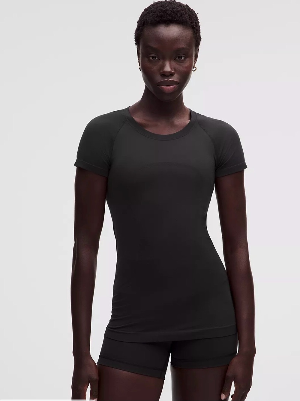 Lululemon Swiftly Tech Short Sleeve 2.0 Tee Black Size 4 EUC